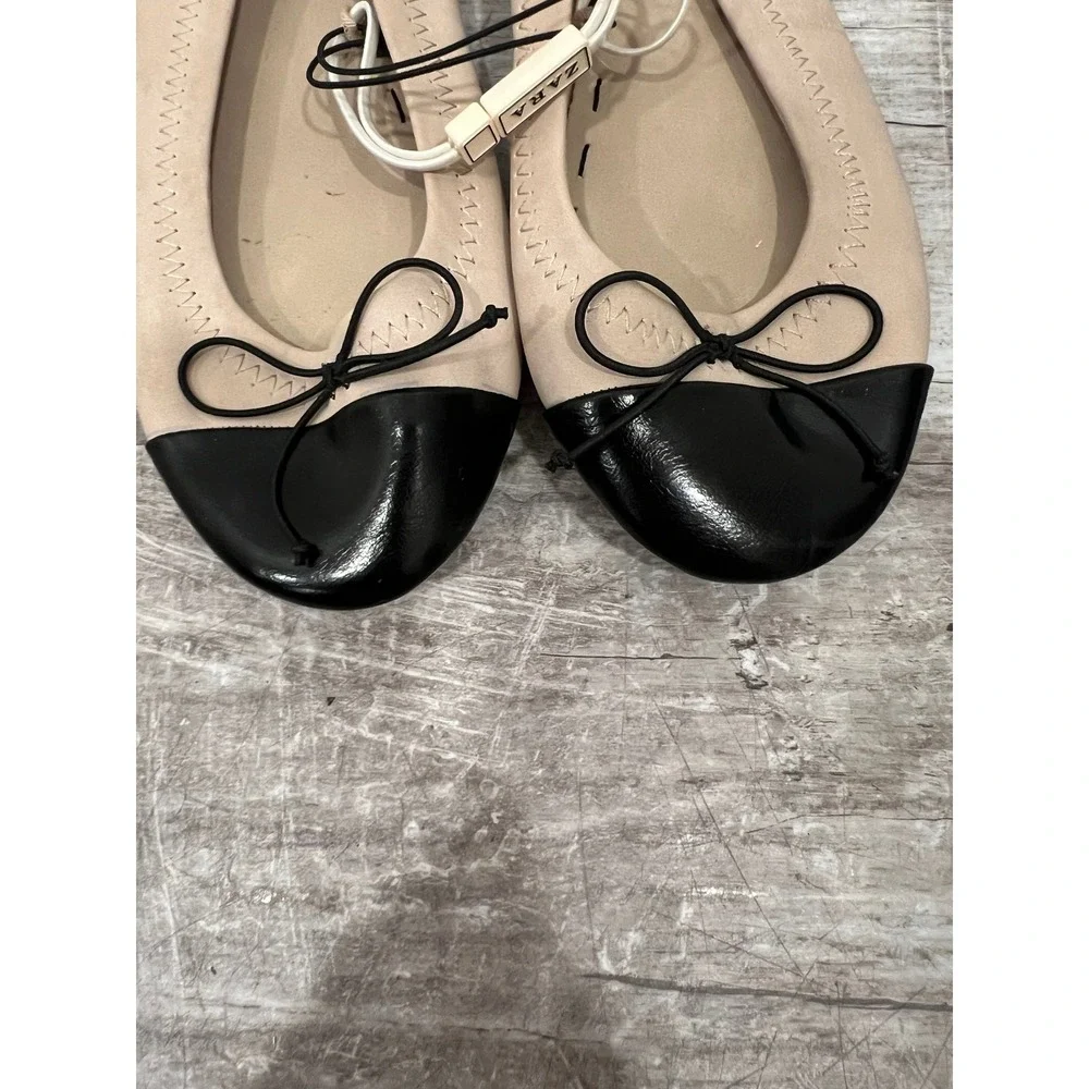 Zara Kids Ballet Flats 34 US 2.5 Beige Nude Black Cap Toe Leather Flats Bow Shoe